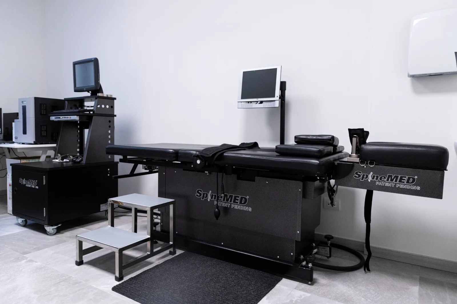 Lettino SpineMED® per la decompressione discale non chirurgica al Centro Radiologico Ambrosiano di Milano